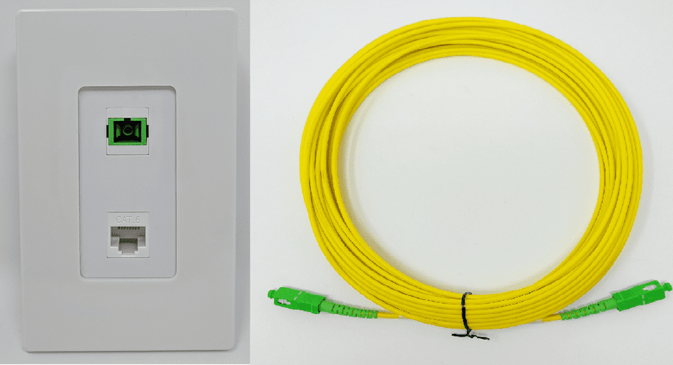 RiteAV - 1 Port SC/APC Simplex Fiber 1 Port Cat6 Ethernet Screwless Decorative Wall Plate includes a 15 Meter SC/APC Singlemode Simplex Cable