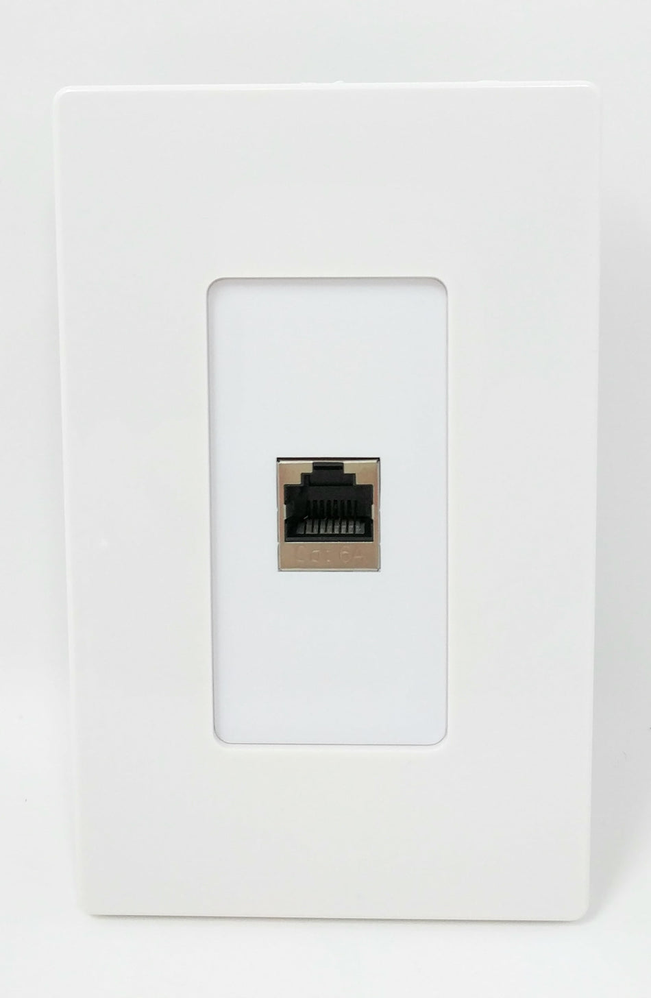 RiteAV CAT 6A 1 Port Shielded Cat6A 90 Degree Exit Screwless Wall Plate 1 Gang Decorative - White